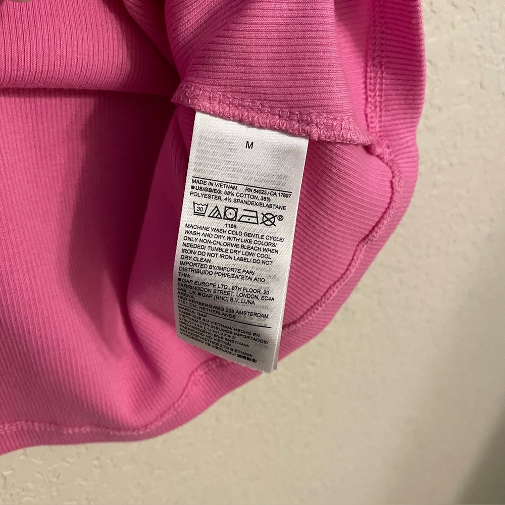 Gap Ruffle Sleeve Top NWOT - Picture 5 of 5